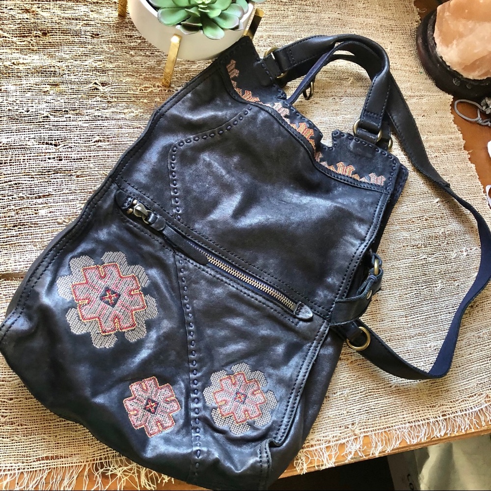 Super Rare!!! Lucky Brand Aztec Abbey Road Handbag